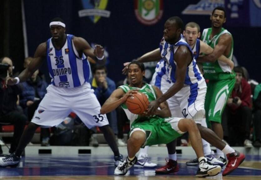 Суперлига. Днепр уезжает с западной Украины без побед