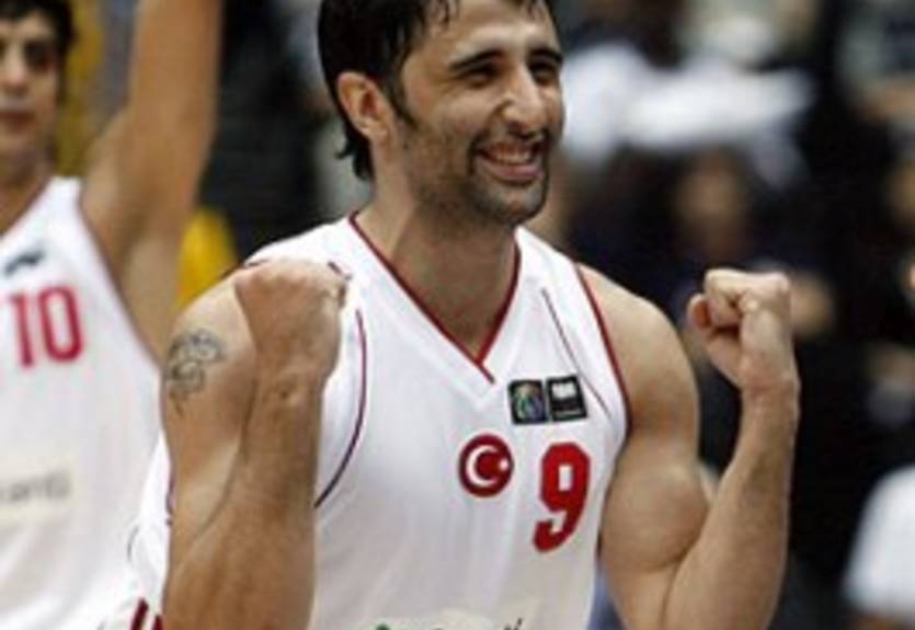 Эрдоган вернулся в Турцию