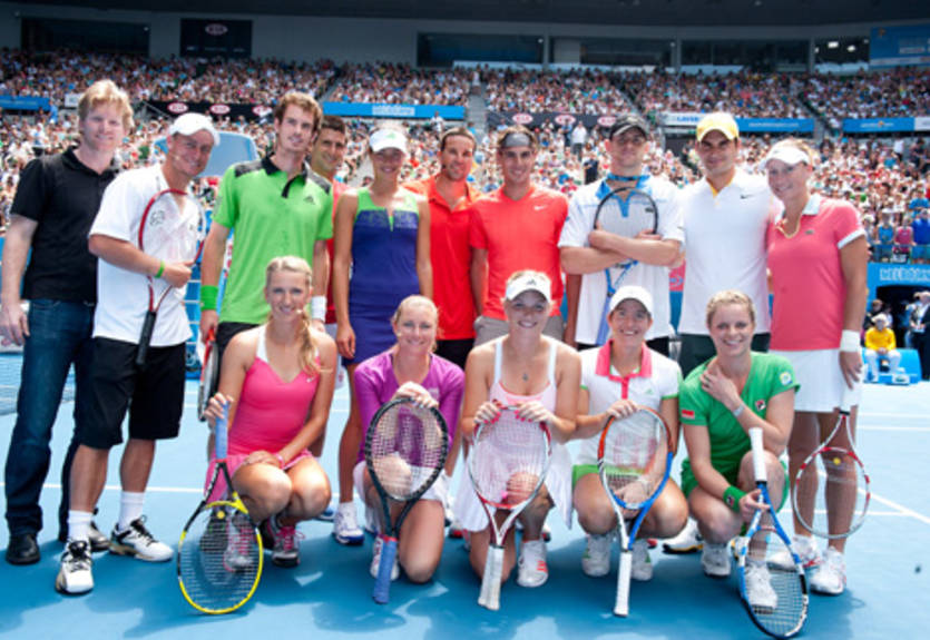 Звезды тенниса собрали почти два миллиона