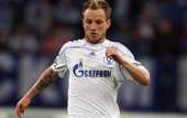 Севилья заинтересовалась полузащитником Шальке