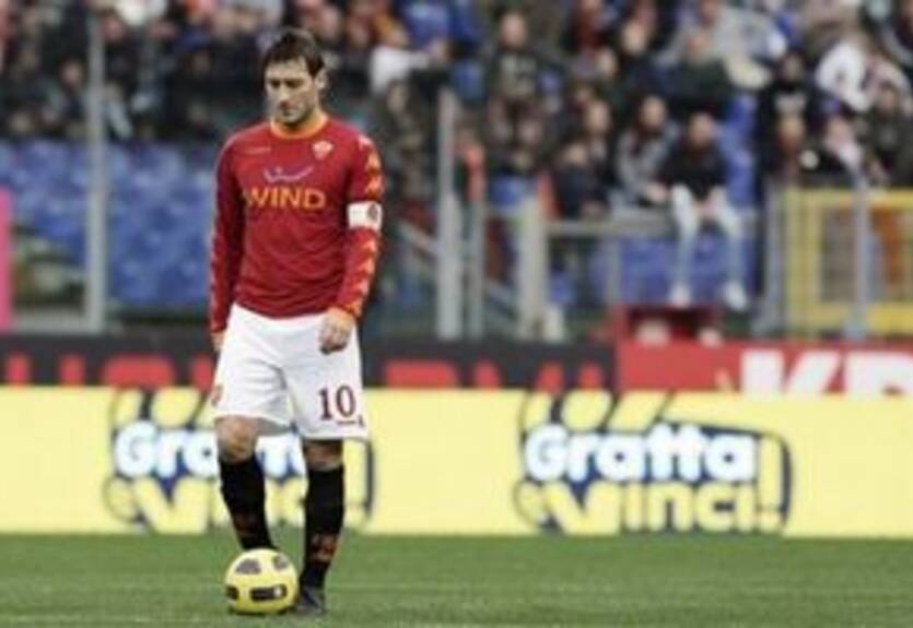 Конфликт Тотти с Раньери набирает обороты