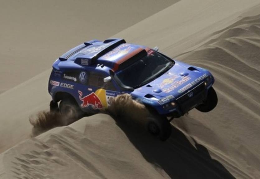 Дакар — 2011. Этап 8-й. Автомобили. Аль-Аттиях выходит в лидеры, у Нестерчука проблемы