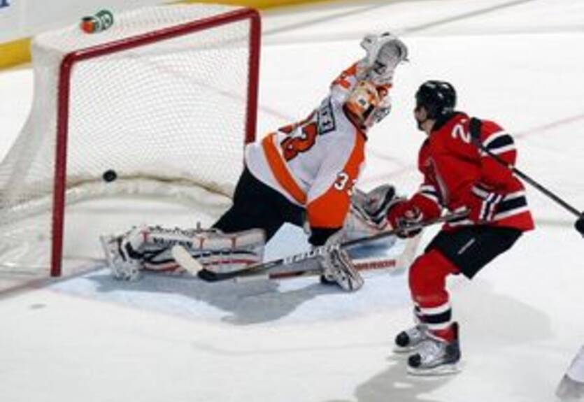 НХЛ. Кларксон признан первой звездой дня