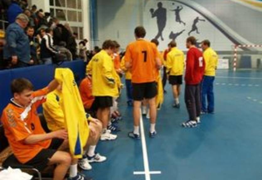 Гандбол. Отбор молодежного ЧМ-2011. Первая победа Украины