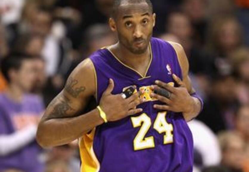 Брайанту не дает разыграться травма колена