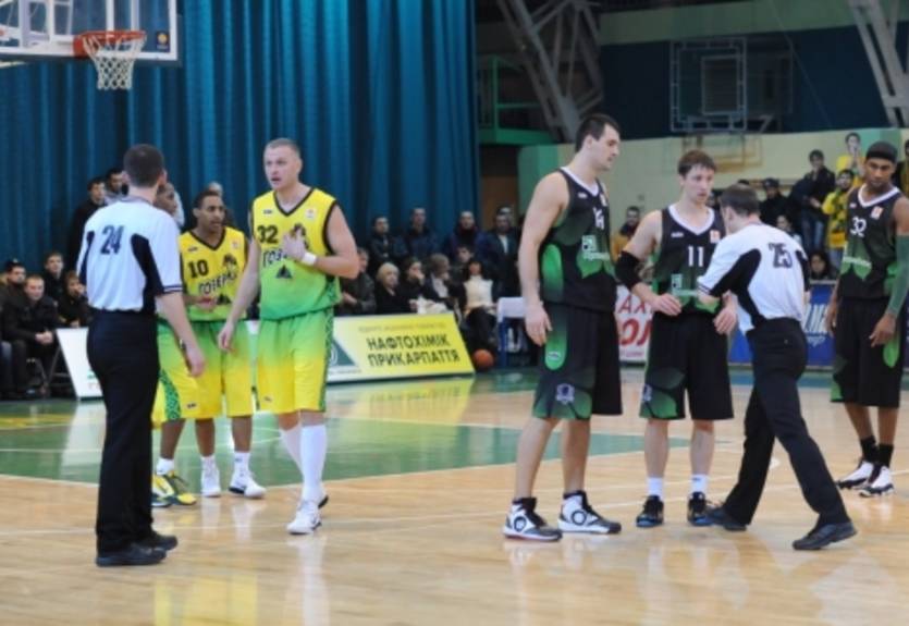 Некоторые подробности матча Говерла — Будивельник