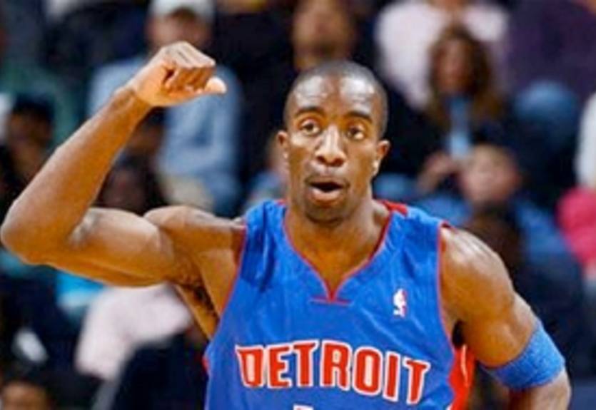 Рэпторс прощаются со свингменом