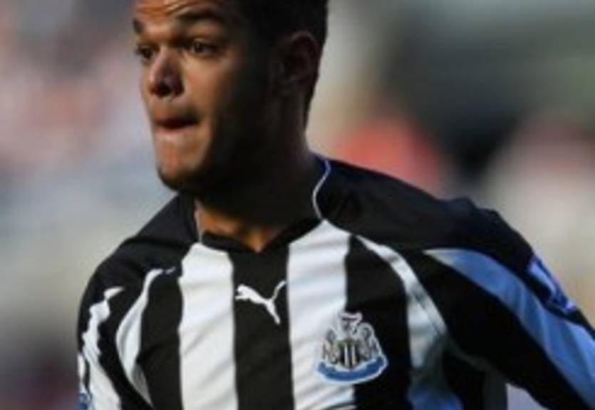 Бен Арфа выкуплен Ньюкаслом