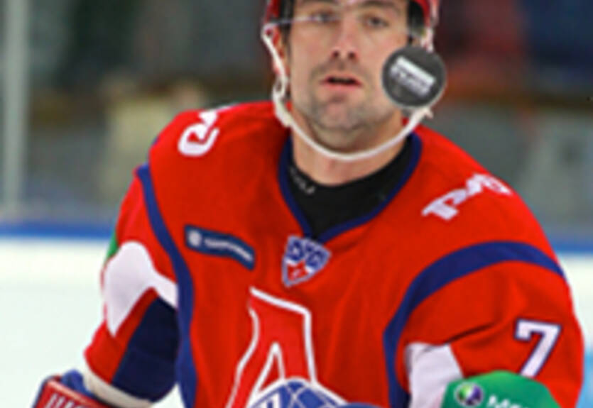 Веханен, Гуськов, Мозякин — лучшие игроки месяца в КХЛ