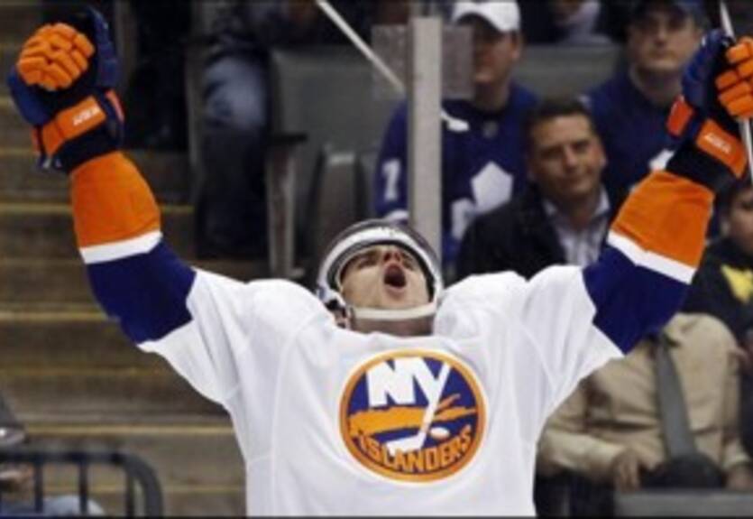 НХЛ. Таварес признан первой звездой дня (04.01.11)