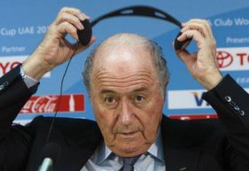 Блаттер хочет убедиться в отсутствии коррупции