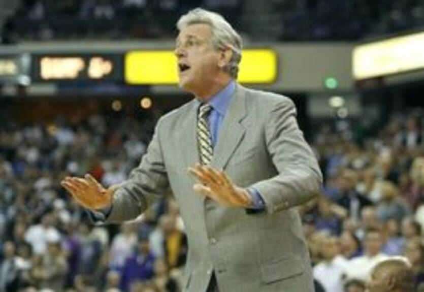 Уэстфол решил поменять стартовую пятерку