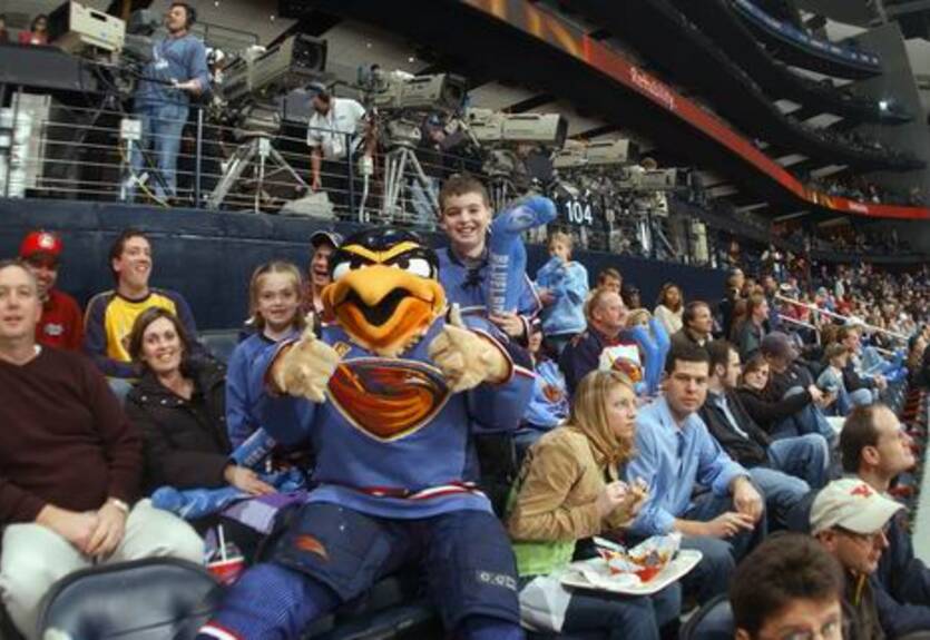 НХЛ. Лига советует Атланте поскорее найти инвестора