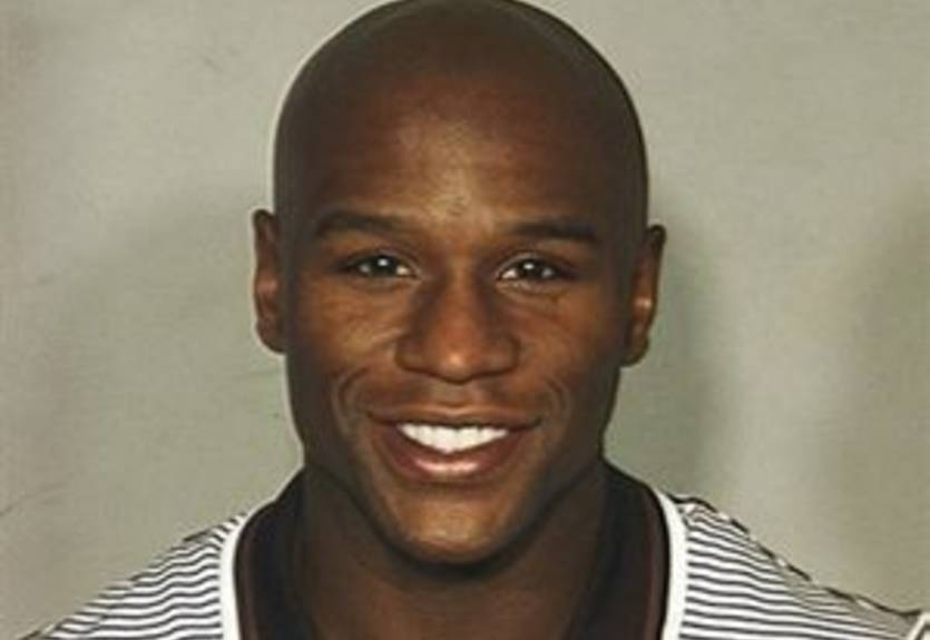 Выдан ордер на арест Мэйвезера