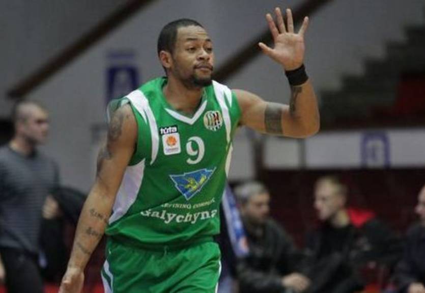 Суперлига. Важная победа Политехники