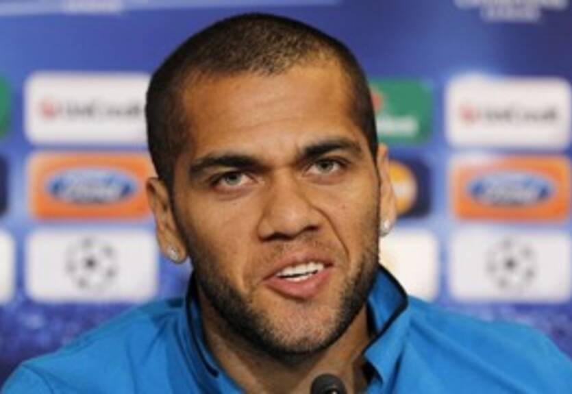 Алвеш: "Никогда бы не променял Барсу на Реал"