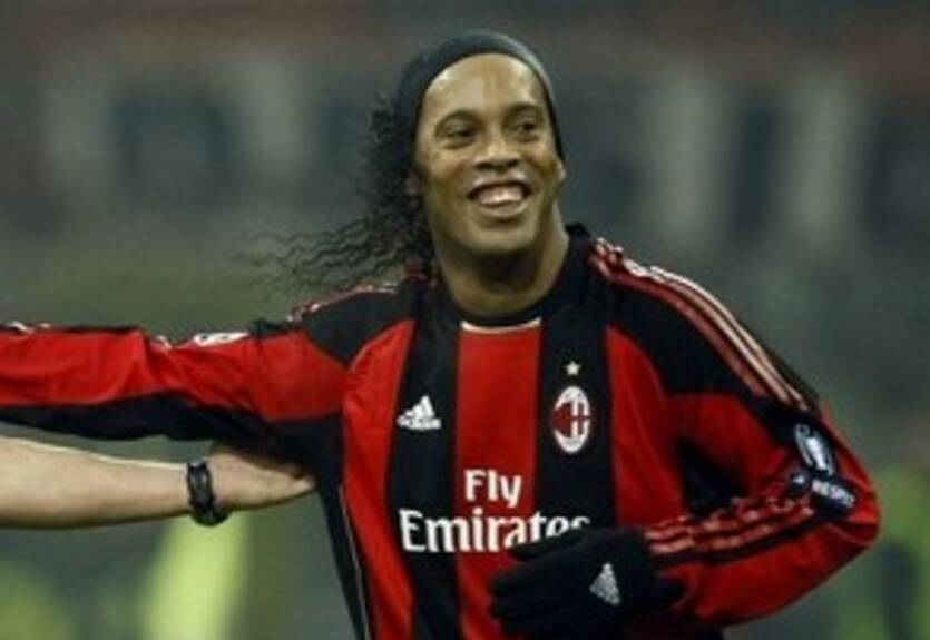 Роналдиньо выразил желание остаться