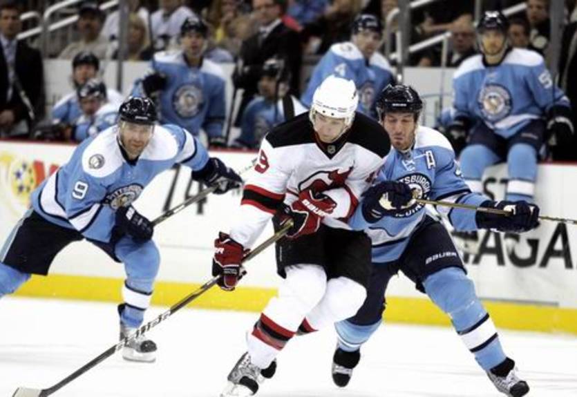 НХЛ. Десятая победа Питтсбурга, камбек Торонто, поражение Детройта