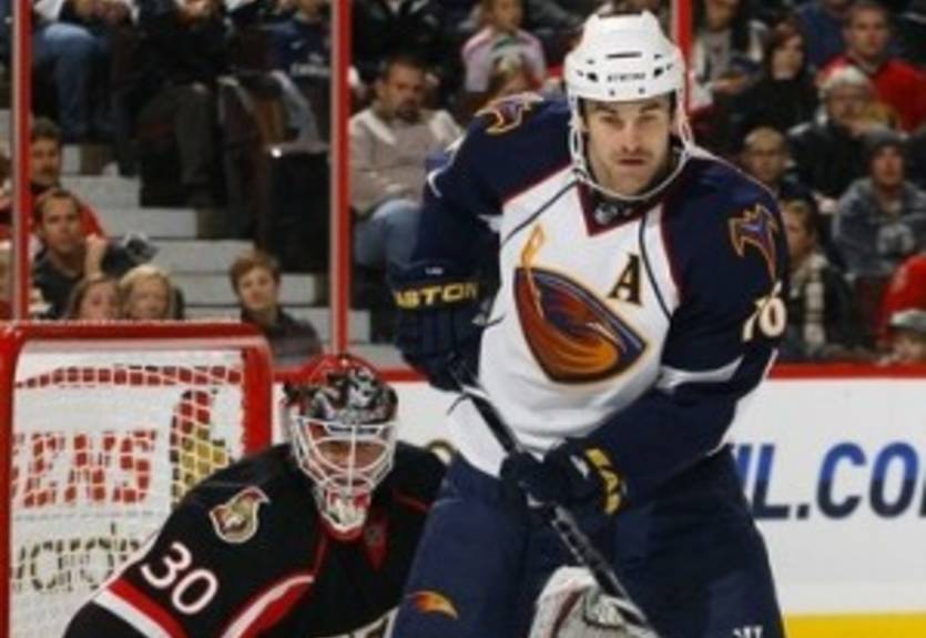 НХЛ. Атланта хочет продлить капитана