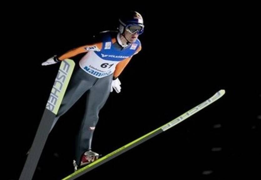 Прыжки с трамплина. Моргенштерн побил норвежцев!