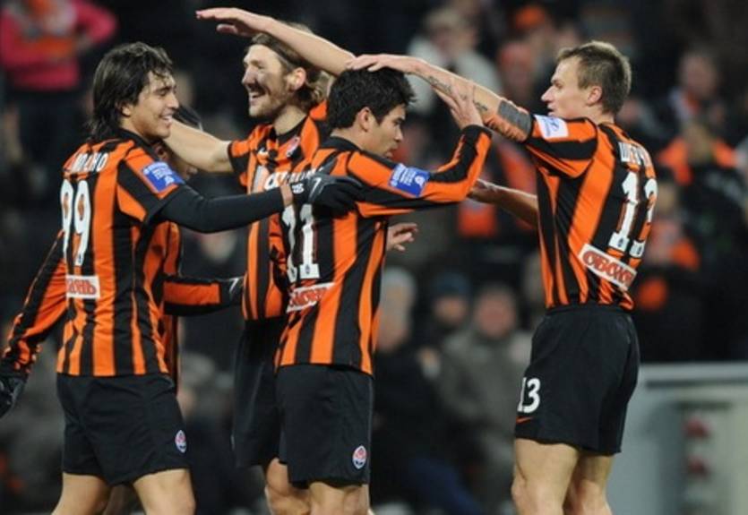 Шахтер громит Арсенал