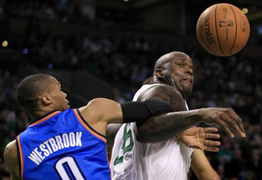 НБА. Уэстбрук обыгрывает Бостон, тяжелая победа Чикаго