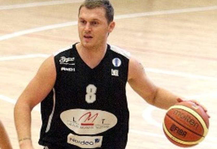 Днепр-Азот заявляет латыша