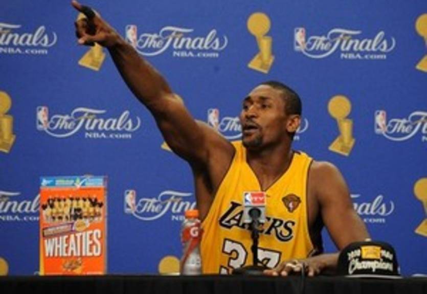 Артест хочет в НФЛ