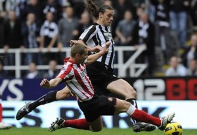 Челси обхаживает форварда Ньюкасла