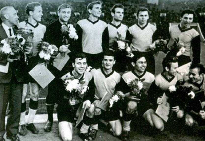 Этот день в истории. Первый трофей Шахтера