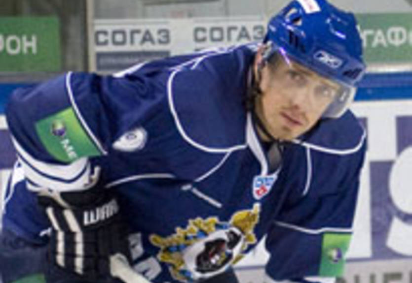 Амур подписал Кручинина
