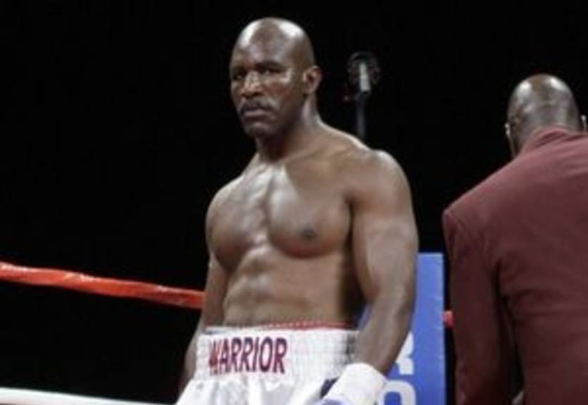 Бой Холифилда с Уильямсом перенесен