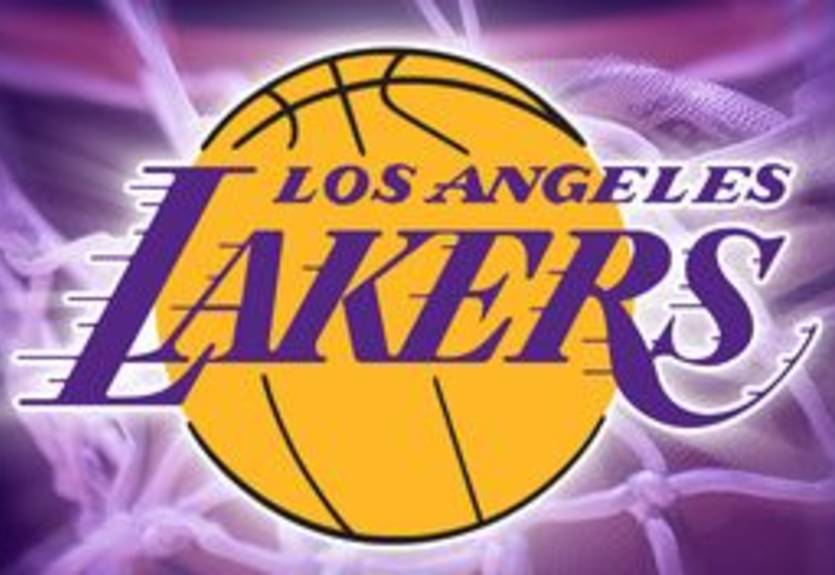 Генеральные менеджеры ставят на Лейкерс