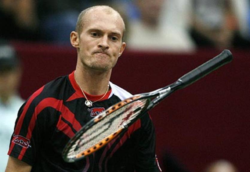 Давыденко добывает четырехсотую победу в карьере