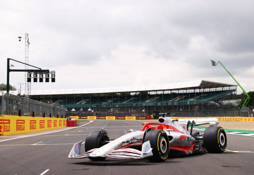 Формула 1: Болиды 2022 года - Альпин представил сразу две ливреи, а Хаас показал настоящий болид Формула 1: Болиды 2022 года - Альпин представил сразу две ливреи, а Хаас показал настоящий болид