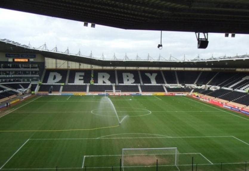 Официально. 11 октября сборная Украины сыграет с бразильцами в Дерби