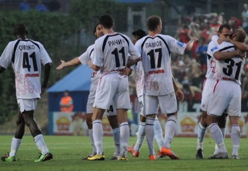 Волынь уверенно разобралась с Ильичевцем