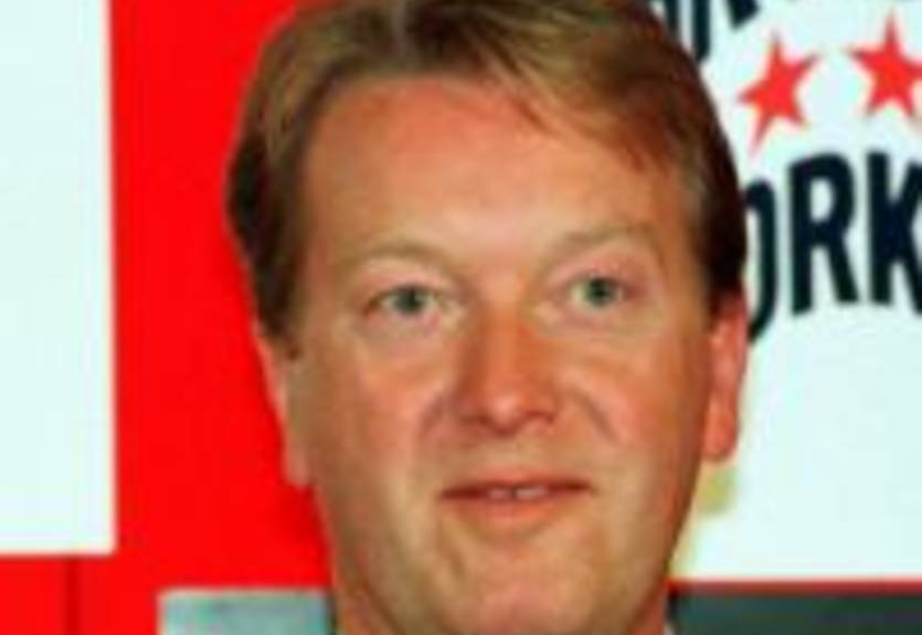 Уоррен: "А если бы Паккьяо назвал Мейвезера черным?"