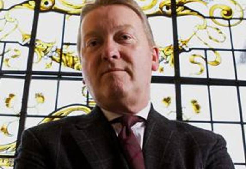 Уоррен: &quot;Хаттон нюхает явно не первый раз&quot;