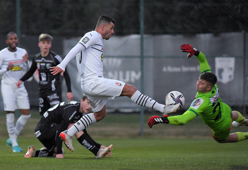 Мораес: Очень важно начать с победы