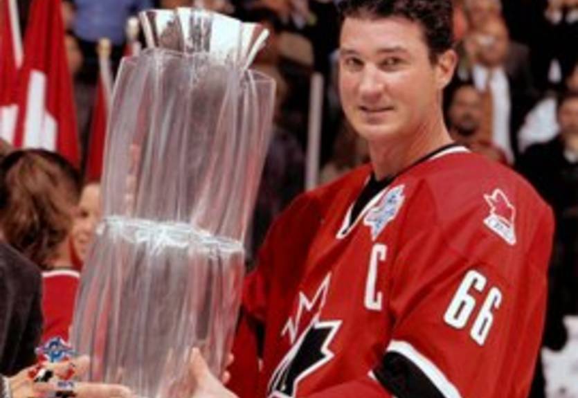 Лемье наградят Орденом почета Канады