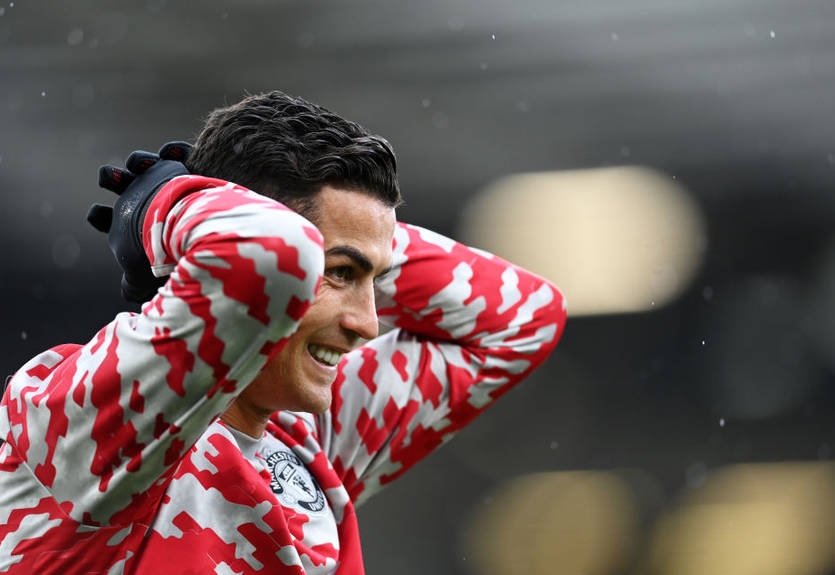 Роналду стал двенадцатым игроком команды года FIFA 22