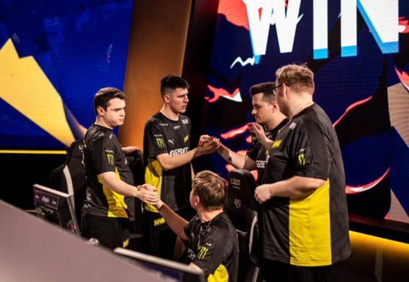 NaVi в напряженном матче уступили Astralis
