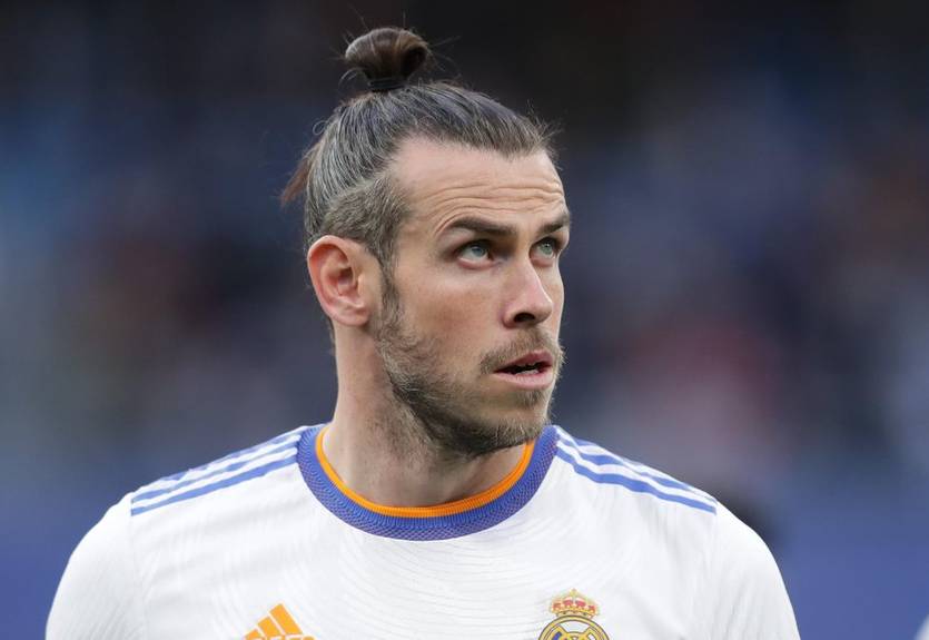 Родные и близкие Бэйла просят его покинуть летом Реал