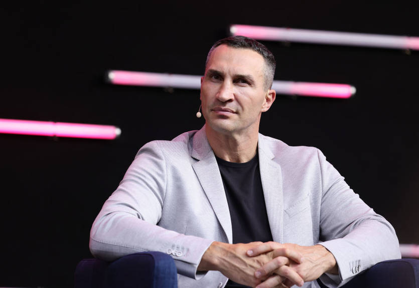 Владимир Кличко подал заявку на вступление в бригаду территориальной обороны Киева