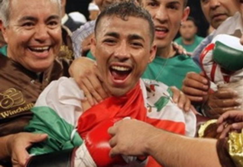 Кальдерон потерпел первое поражение в карьере