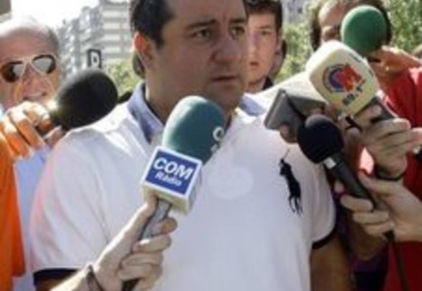 Барселона недовольна поведением агента Ибрахимовича