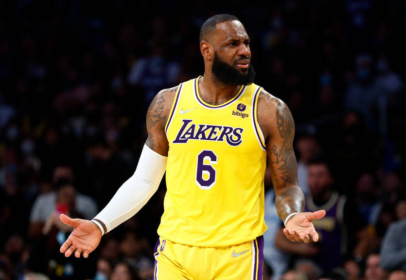 Данки ЛеБрона и Рида - среди лучших моментов дня в НБА Данки ЛеБрона и Рида - среди лучших моментов дня в НБА