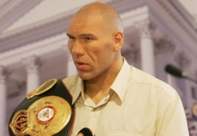 Валуев: "Я принял гадские условия Кличко!"