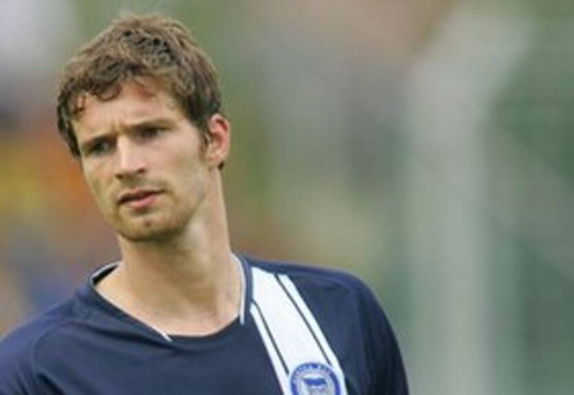 Защитник Вольфсбурга из-за травмы пропустит несколько месяцев